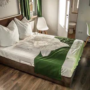 Guest house Waldpension Zollhaus, Nuremberg