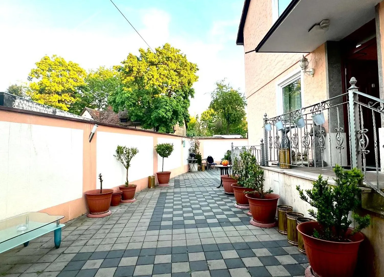 Pension Francesco Nuremberg 0*,  Germany